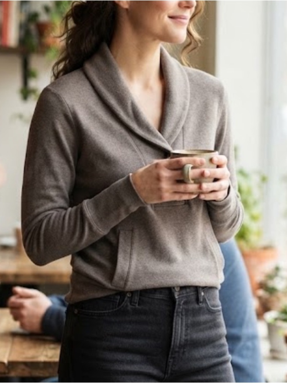 Banana‎ Republic Pullover Shirt